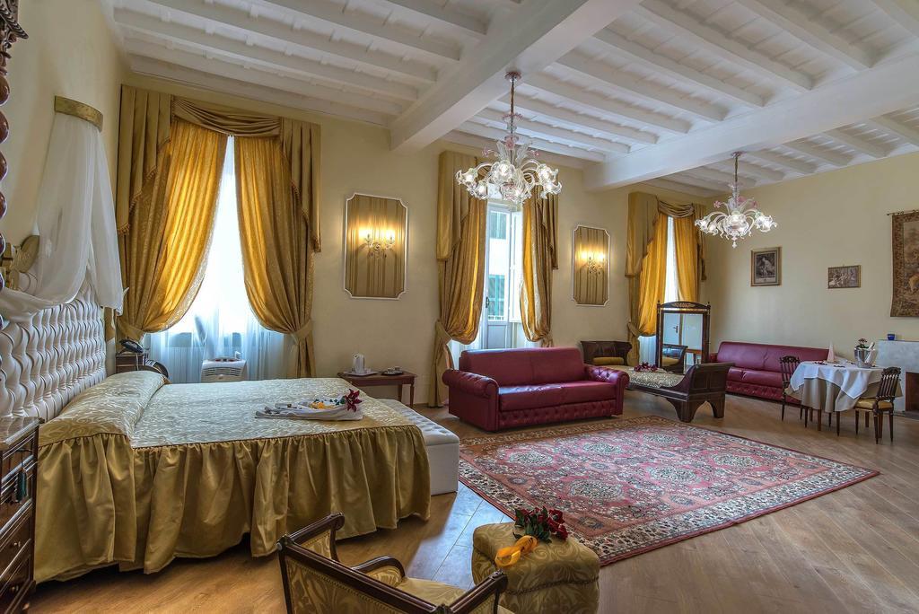 Trevi Rome Suite Номер фото